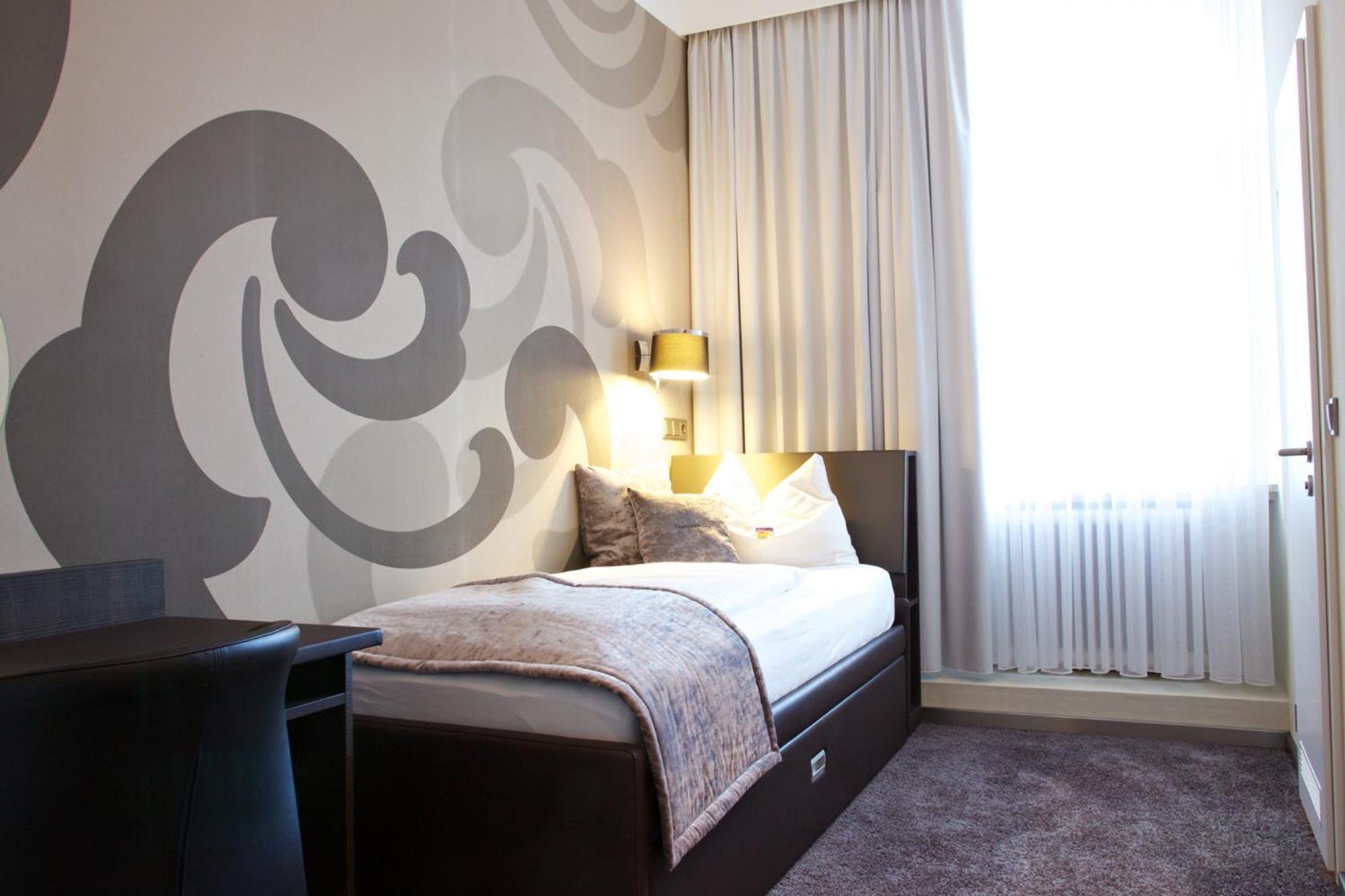 Hotel Sonata Baden-Baden Ngoại thất bức ảnh